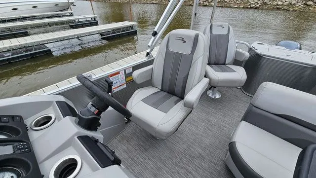 Slide: The Image of Bennington 21 SSNPXAPG 2020 - 3