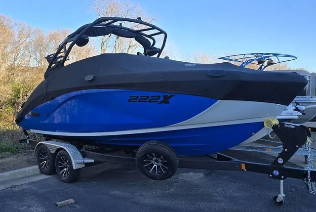 Slide: The Image of Yamaha 222XE 2024 - 13