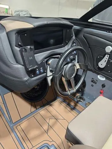 Slide: The Image of Centurion Fi25 2021 - 12