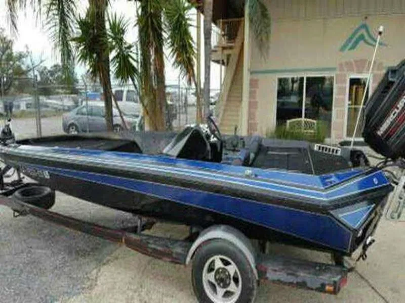 Slide: The Image of Razor marine 1990 - 7