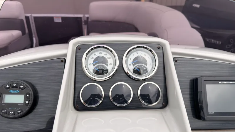 Slide: The Image of Sylvan MIRAGE 8520 2020 - 29