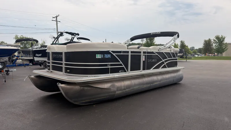 The Image of Sylvan MIRAGE 8520 2020 - 1