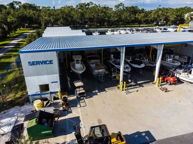 Slide: The Image of Monterey 255SS Super Sport 2026 - 14