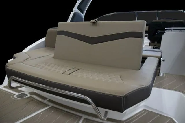 Slide: The Image of Monterey 275SS Super Sport 2026 - 9