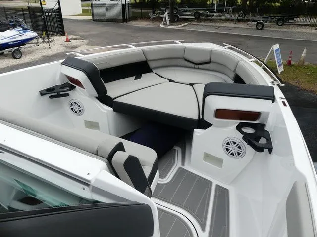 Slide: The Image of Monterey Elite 27 OB 2026 - 19