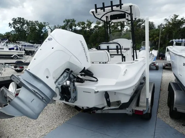 Slide: The Image of Glasstream 240 CCX 2023 - 4