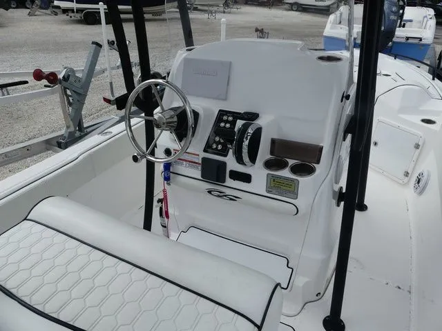 Slide: The Image of Glasstream 240 CCX 2023 - 6