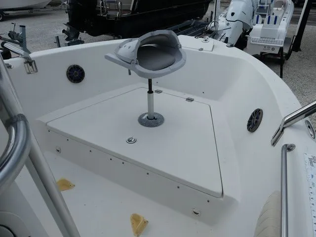 Slide: The Image of Sea Chaser 2100 CC 2013 - 12