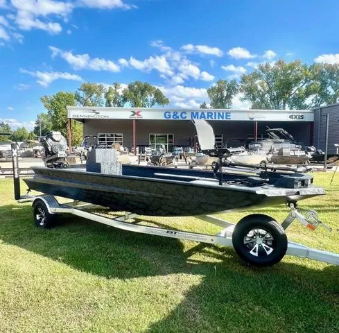 Slide: The Image of Xpress BAYOU 180CC 2026 - 2