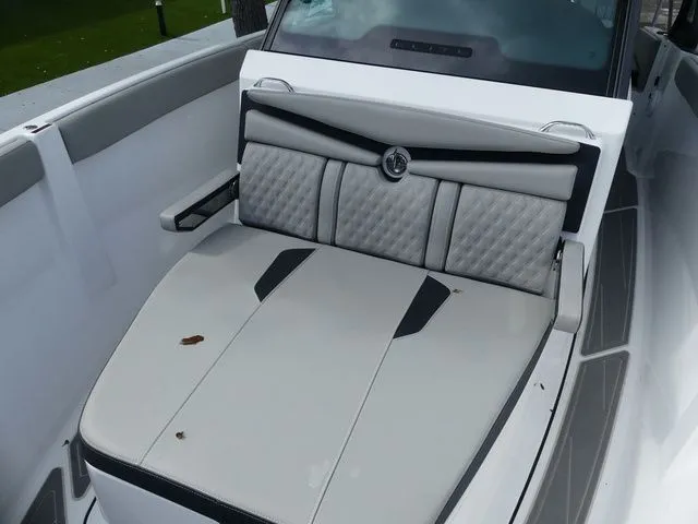 Slide: The Image of Monterey Elite 25 OB 2026 - 16