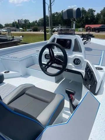 Slide: The Image of Xpress HYPER-LIFT H18 2026 - 7