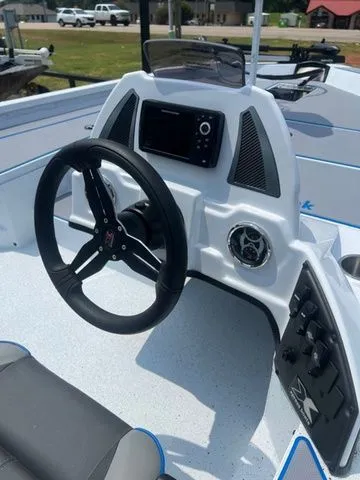 Slide: The Image of Xpress HYPER-LIFT H18 2026 - 8