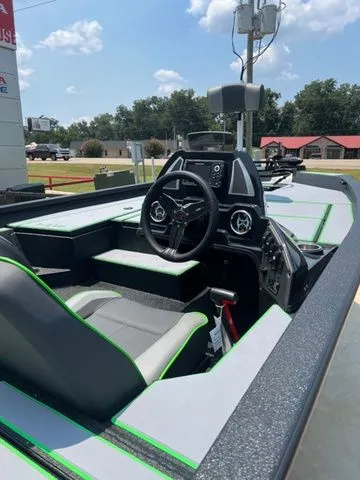 Slide: The Image of Xpress HYPER-LIFT H18 2026 - 13