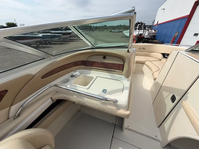 Slide: The Image of Sea Ray 230 1999 - 17