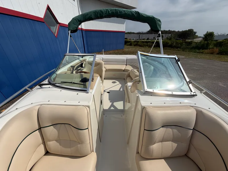 Slide: The Image of Sea Ray 230 1999 - 38