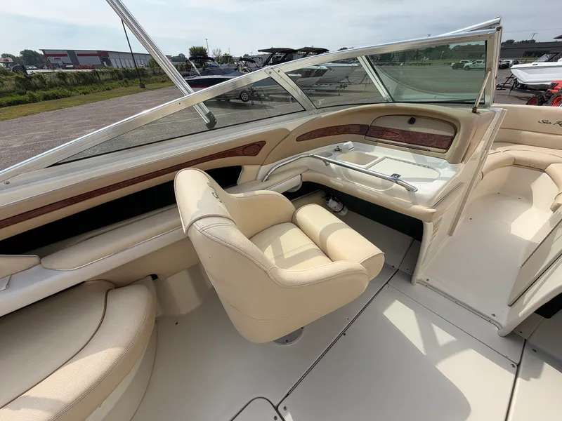 Slide: The Image of Sea Ray 230 1999 - 15