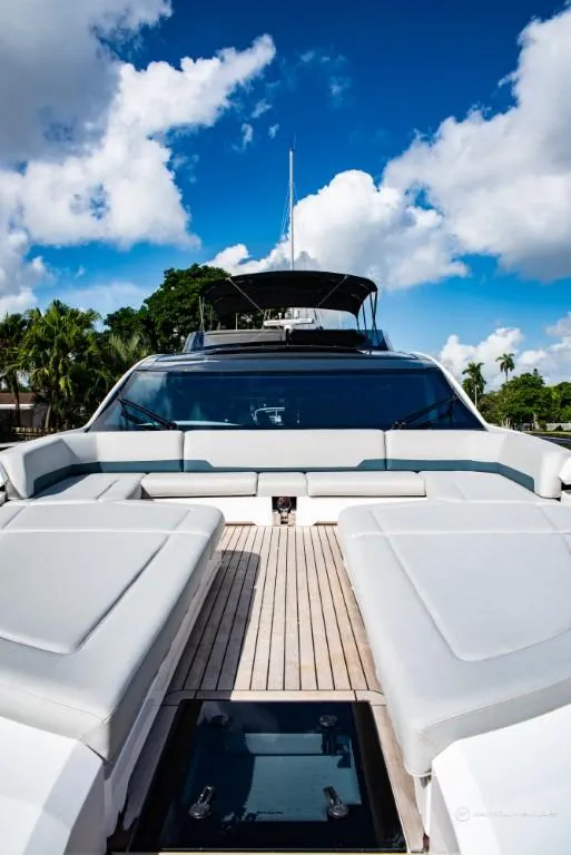 Slide: The Image of Fairline Phantom 65 2023 - 218