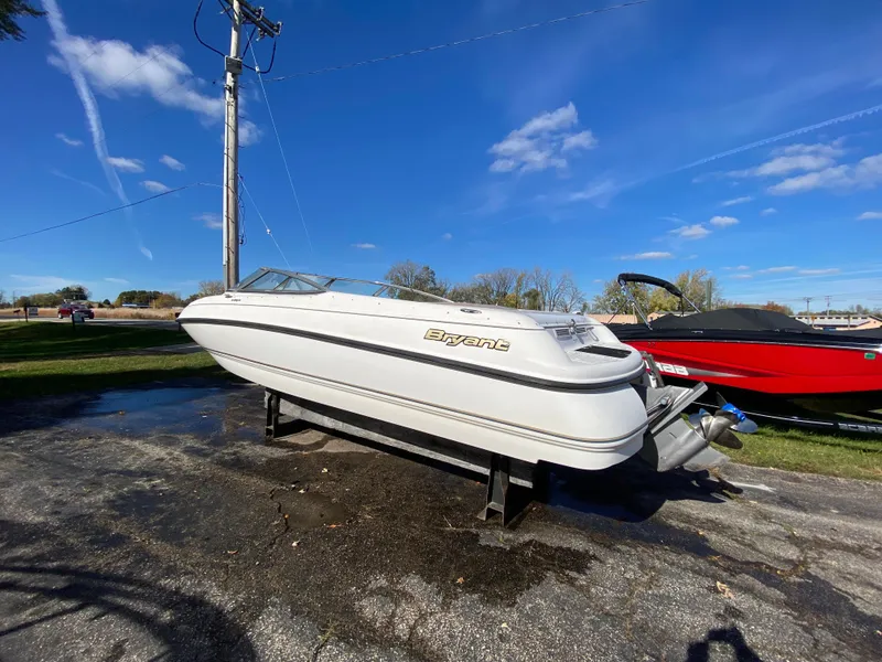 Slide: The Image of Bryant 232 2003 - 4