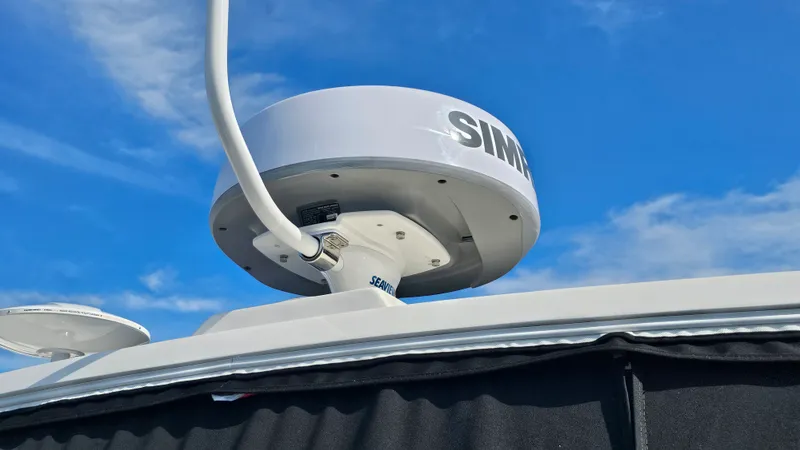 Slide: The Image of Sea Ray 320 SUNDANCER COUPE OB 2026 - 34