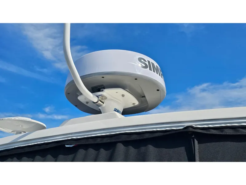 Slide: The Image of Sea Ray 320 SUNDANCER COUPE OB 2026 - 60