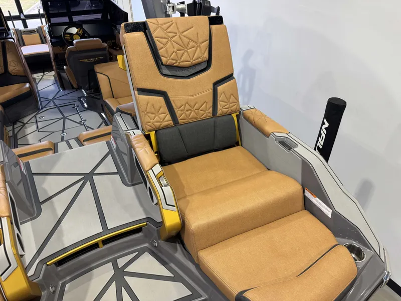 Slide: The Image of Nautique Super Air Nautique G23 Paragon 2024 - 11