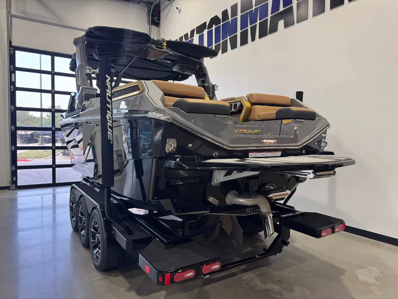 Slide: The Image of Nautique Super Air Nautique G23 Paragon 2024 - 5