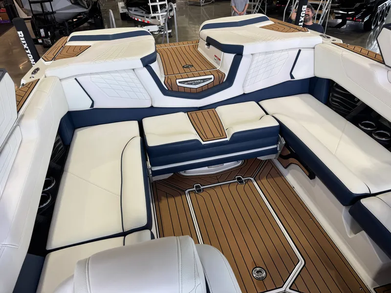 Slide: The Image of Nautique Super Air Nautique G23 2021 - 16