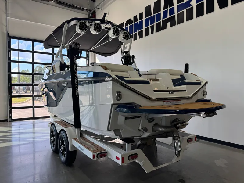 Slide: The Image of Nautique Super Air Nautique G23 2021 - 5
