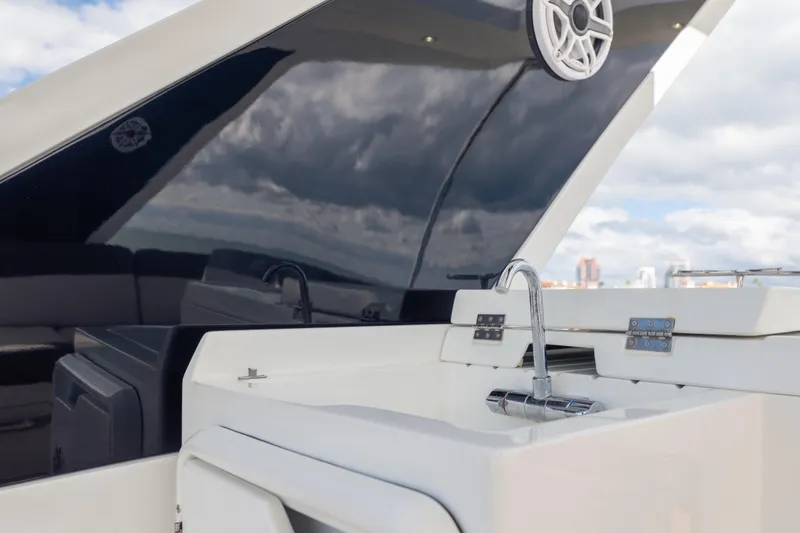 Slide: The Image of Luxury yacht Galeon 500 Fly 2020 with sleek outdoor sink and modern design. - 25