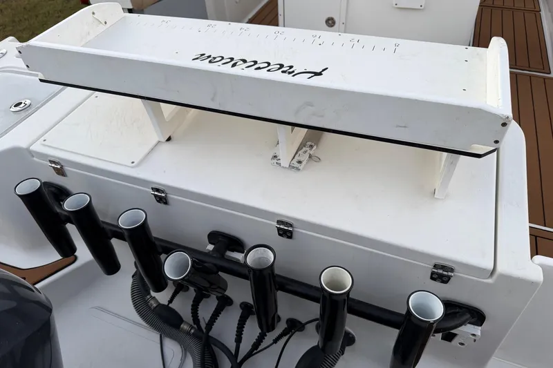 Slide: The Image of 2018 Sea Hunt Gamefish 30 Coffin Box with rod holders and storage compartment. - 25