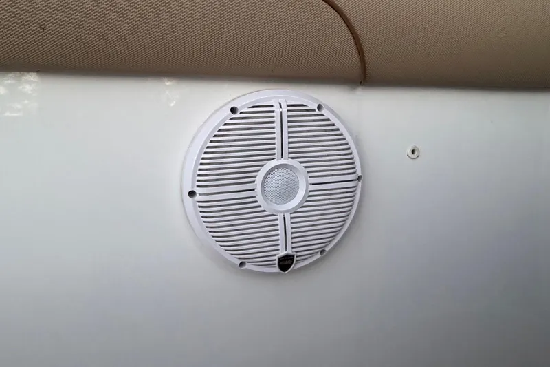 Slide: The Image of White speaker on 2018 Sea Hunt Gamefish 30 Coffin Box boat interior. - 49