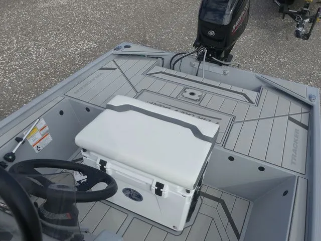 Slide: The Image of Tracker CLASSIC CC 2026 - 16