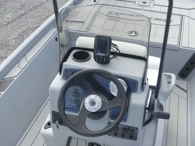 Slide: The Image of Tracker CLASSIC CC 2026 - 17