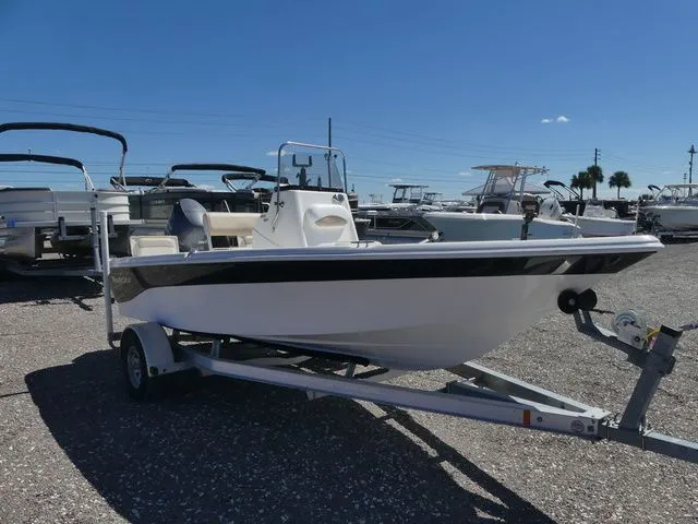 Slide: The Image of NauticStar 1810 NauticBay 2016 - 3