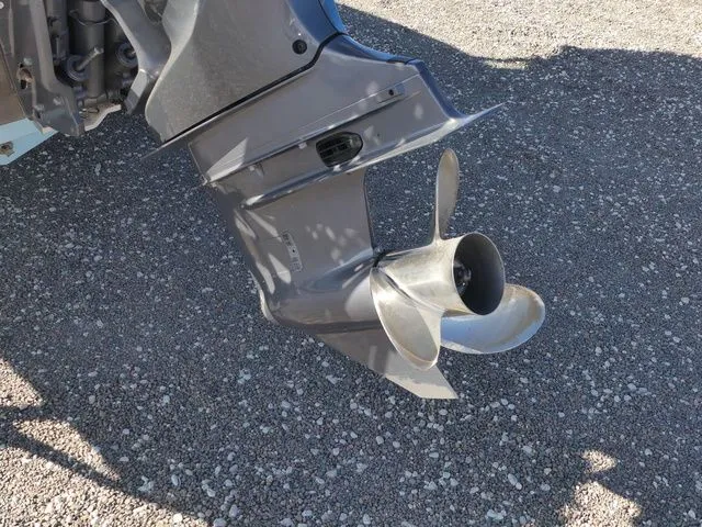 Slide: The Image of Tidewater 232 CC Adventure 2024 - 12