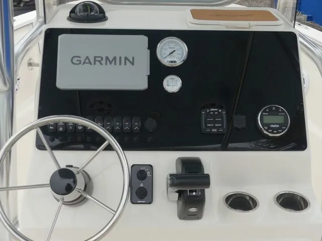 Slide: The Image of Bulls Bay 230 Center Console 2026 - 18