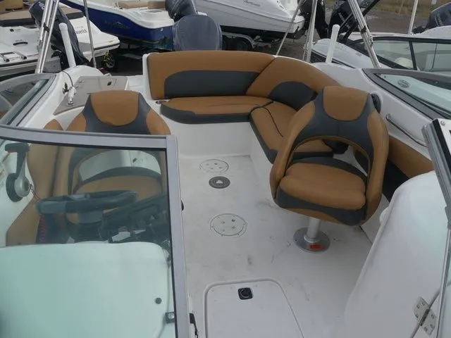 Slide: The Image of Hurricane SunDeck 2400 OB 2014 - 13