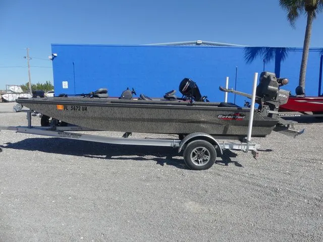 Slide: The Image of Gator-Tail Extreme Series 48" x 18' 2025 - 7