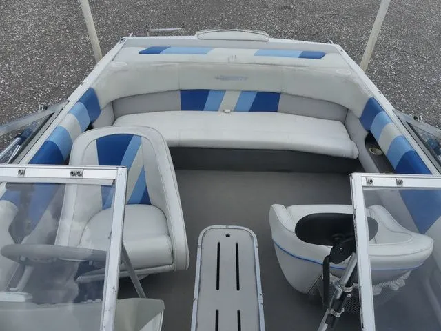 Slide: The Image of Dynasty 17Foot 1993 - 11