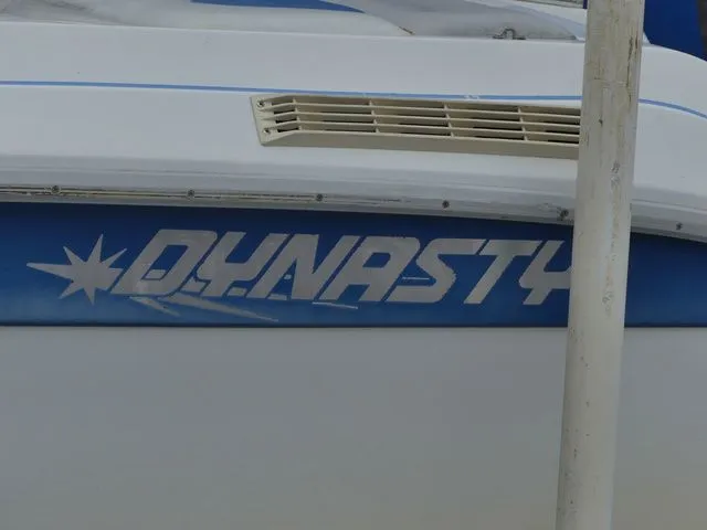 Slide: The Image of Dynasty 17Foot 1993 - 8