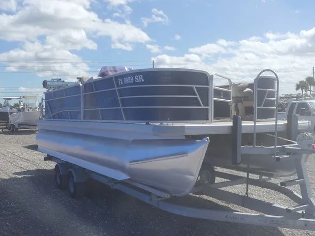 Slide: The Image of Godfrey SW 2086 BF 2020 - 3