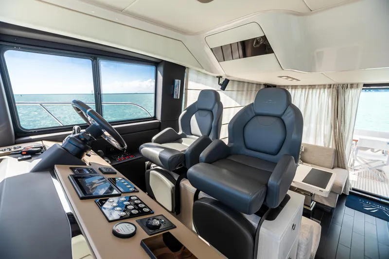 Slide: The Image of Luxurious interior of 2020 Azimut AZ 50-Fly yacht with modern helm and seating. - 25