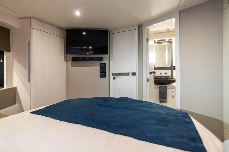 Slide: The Image of Luxurious interior of 2020 Azimut AZ 50-Fly yacht with modern amenities and elegant design. - 33