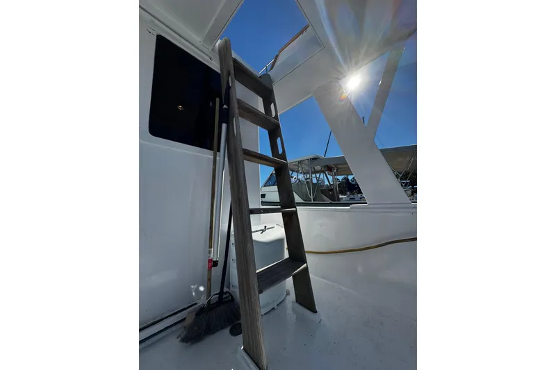 Slide: The Image of 1982 Marine Trader Europa boat deck with Lewmar windlass - 14