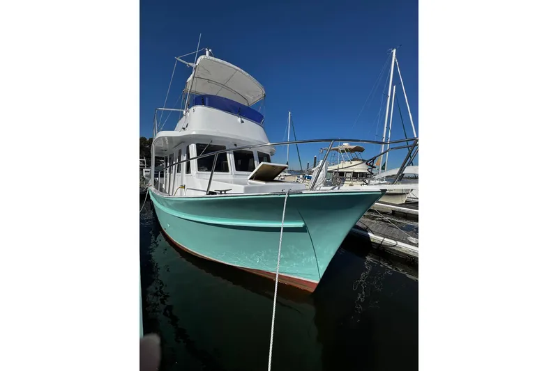 Slide: The Image of 1982, 34 ft. Marine Trader Europa boat , "Sandpiper" - 4