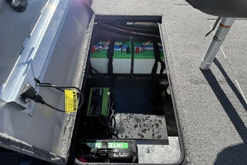 Slide: The Image of Control panel of a 2018 Ranger RT198P boat with capacity warning labels. - 18