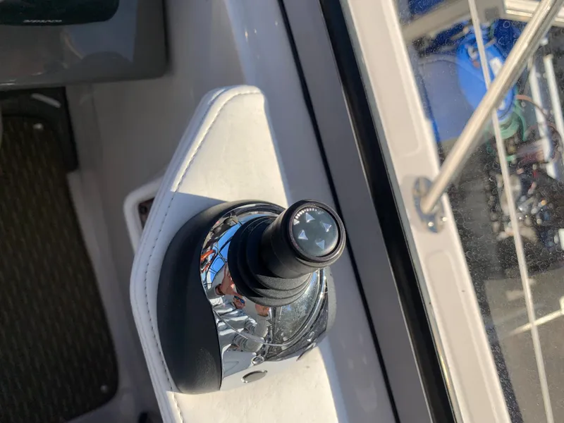 Slide: The Image of Regal Commodore 4460 2009 - 69