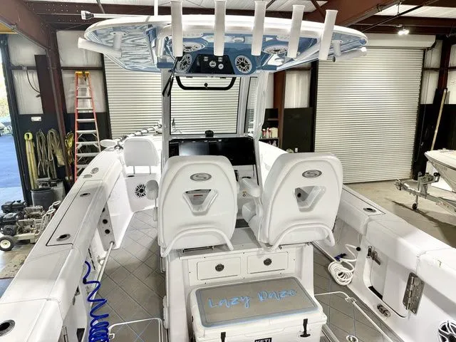 Slide: The Image of Sportsman Heritage 261 Center Console 2023 - 3