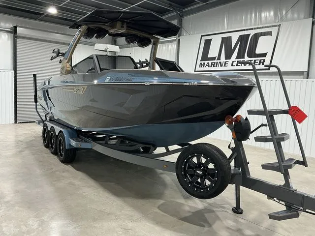 Slide: The Image of Tigé 25ZX 2025 - 10