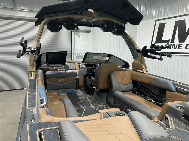 Slide: The Image of Tigé 25ZX 2025 - 21